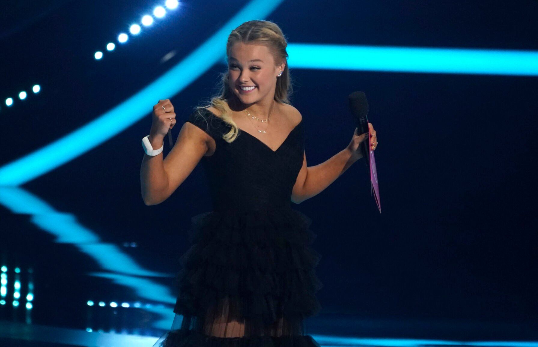 2021 American Music Awards - Show